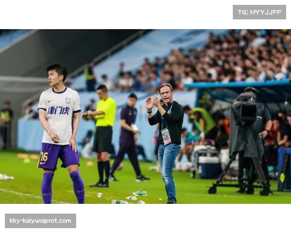 【2026年4月中超联赛·人物·通讯通讯：从边路爆点到内收核心——一名本土球员的肋部角色转型之路